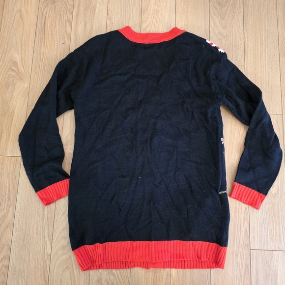 Oversized Button Up Christmas Cardigan- Oversized Medium - Picture 8 of 9
